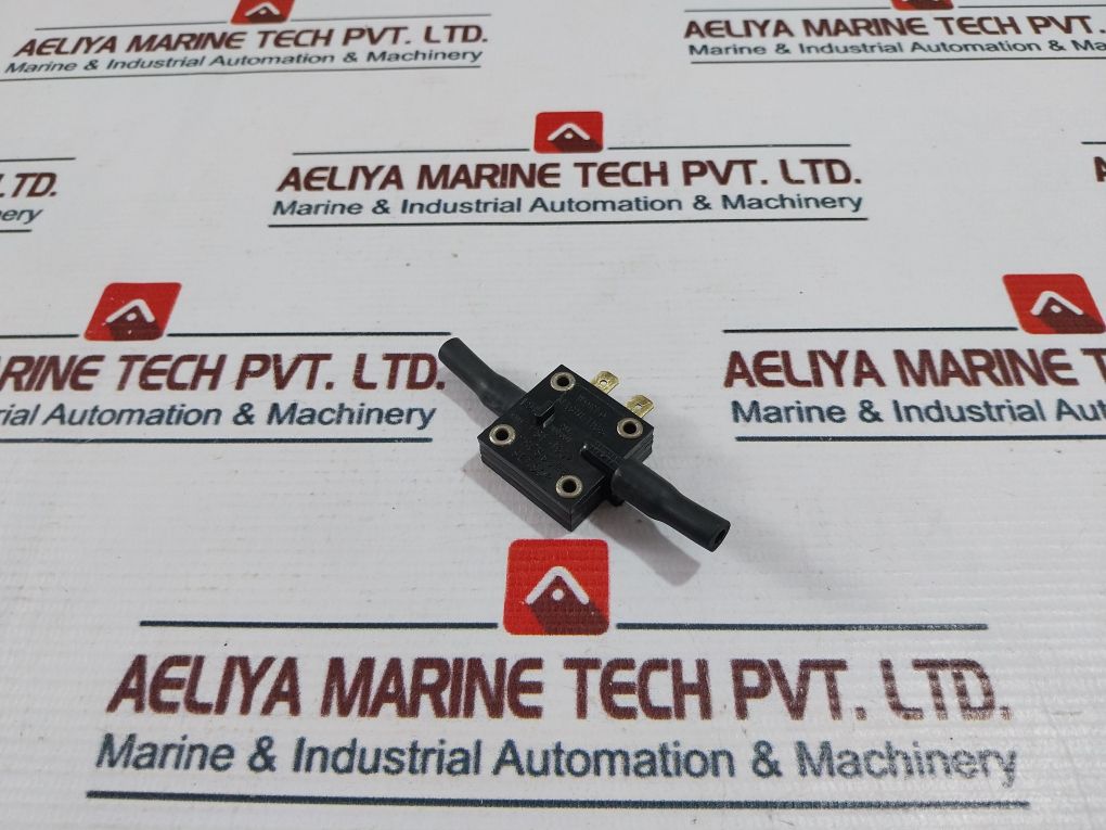 World Magnetics Psf-100A Pressure Sensor