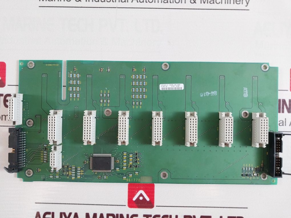 Allen Bradley X1746-a7 961770 Rack Base