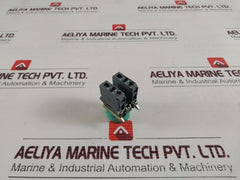 Lot Of 5X Xb4-bp35 Iec/En60947-5-1 Push Button Switch Xb4-be101