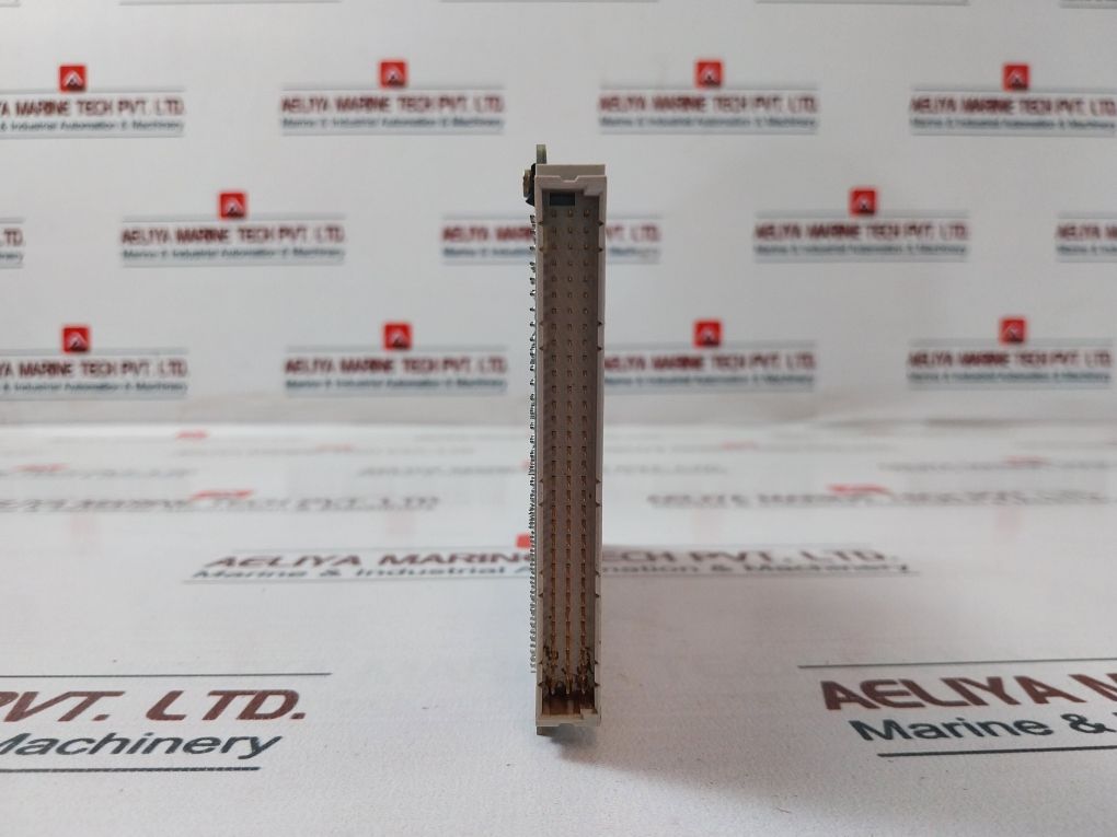 Xycom 70100-001 Printed Circuit Board