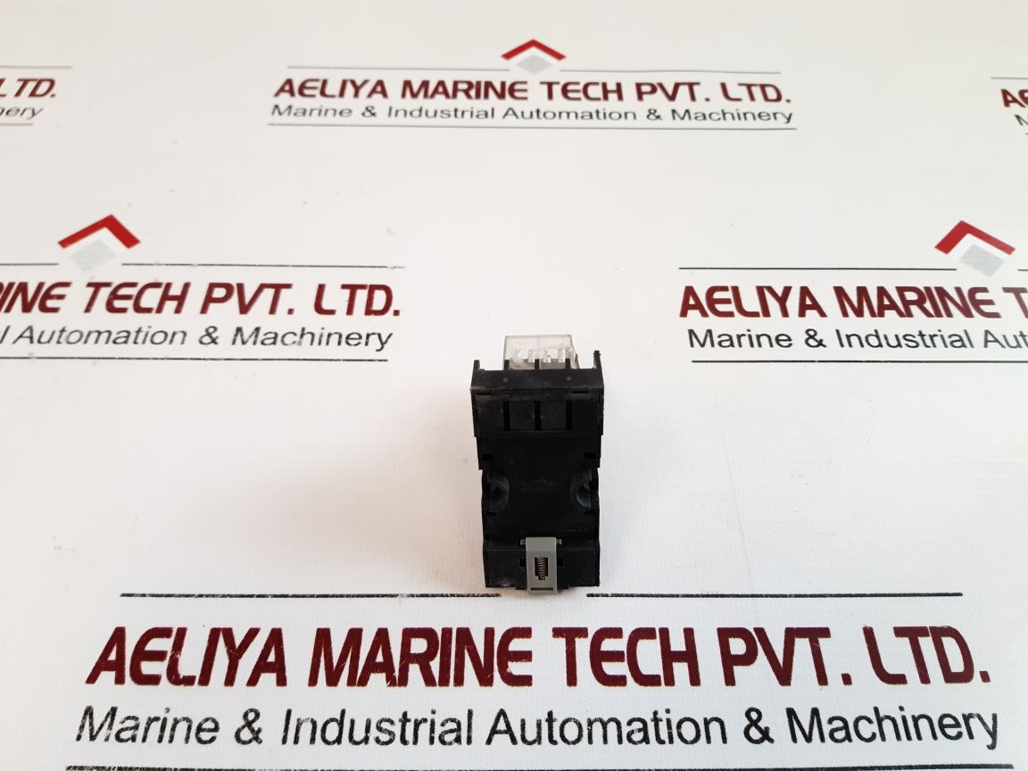 Y. M Tech Ym4-l Relay With Base
