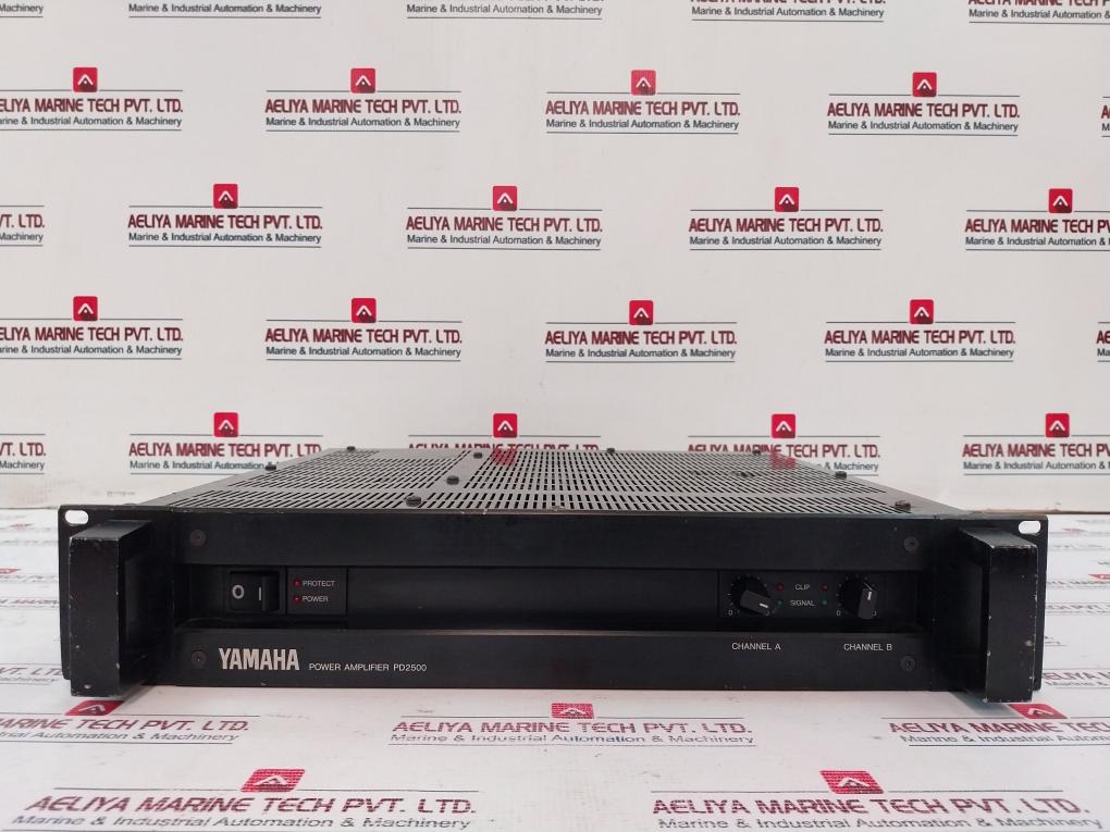 Yamaha Pd2500 Power Amplifier 100V 680W 50/60Hz