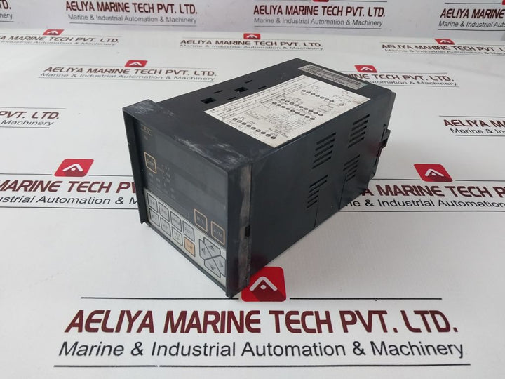 Yamatake-honeywell Sdc200 Digital Temperature Controller Sdc2005Gc01A00001
