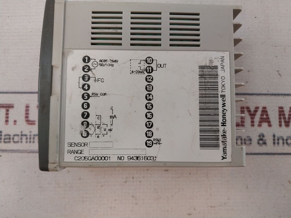 Yamatake-honeywell Sdc20 Temperature Controller