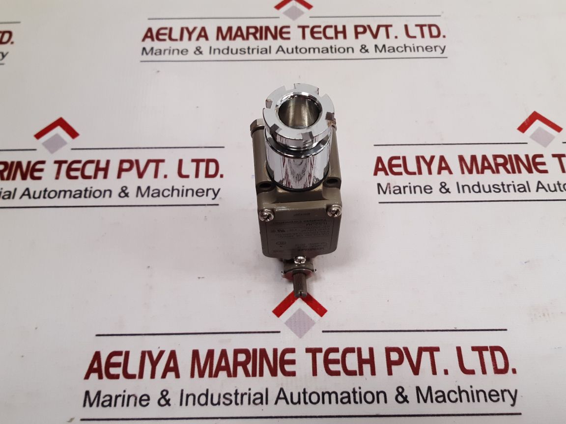 Yamatake 1Ls2-jm Limit Switch