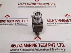 Yamatake 1Ls2-jm Limit Switch