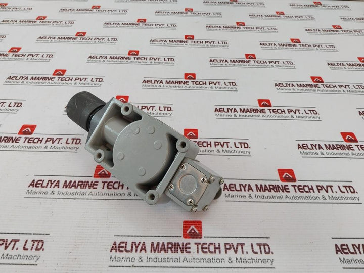 Yamatake 1Lx5003-r Explosion Proof Switch