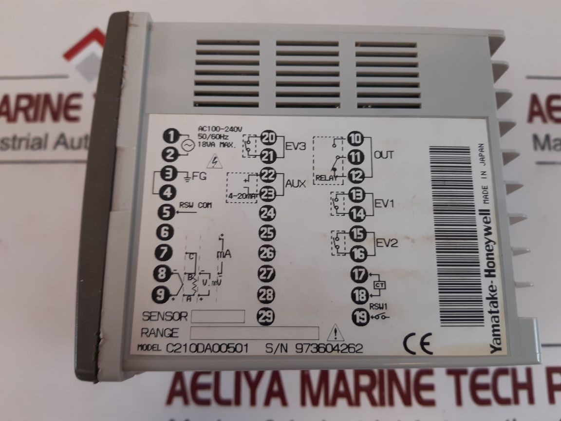 Yamatake Sdc21 Digital Indicating Controller C210Da00501