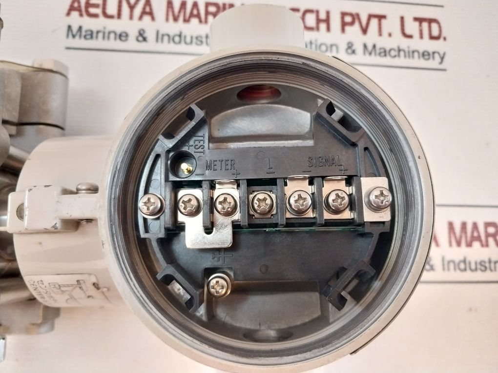 Yamatake Std920-e1H-00000-w5-d7E5 Pressure Transmitter