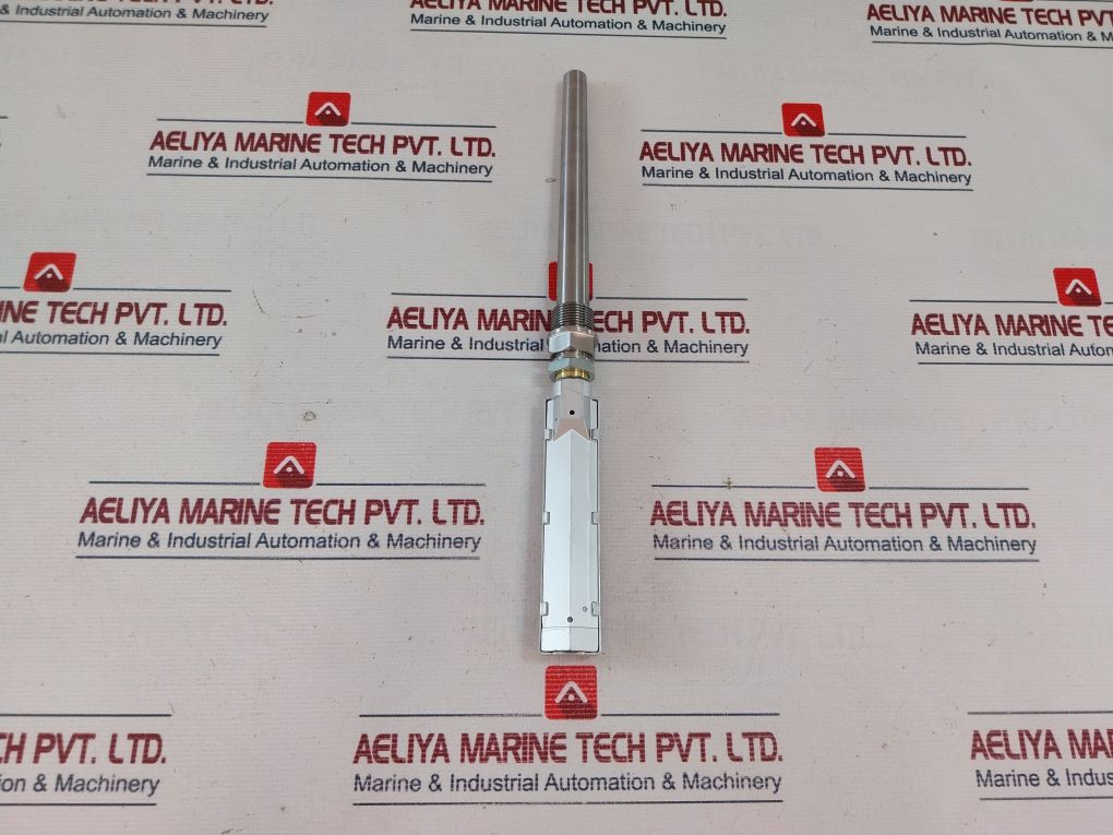 Yamazaki Keiryoki Yks-807 Thermometer With Metal Protective Tube 0-600°C