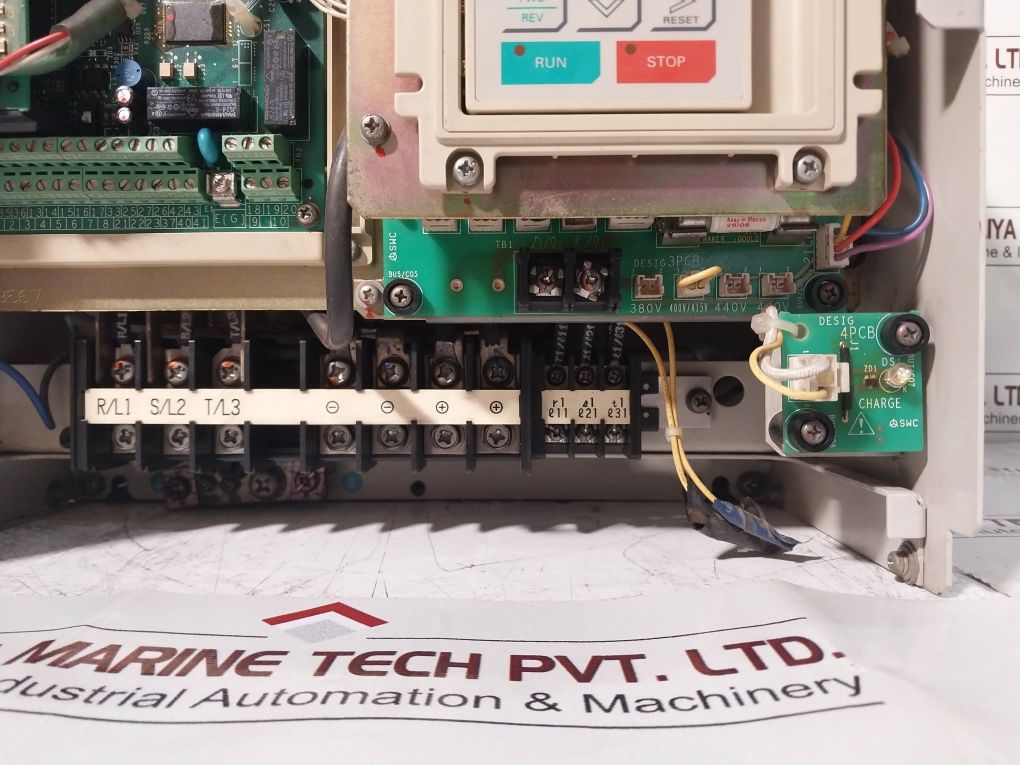 Yaskawa Cimr-d5A4022 Ac. Magnetic Contactor Dc 660V 45A