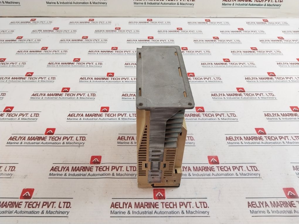 Yaskawa Electric Sgds-08A12Ay27 Servo Drive 1- Phase 200-230V