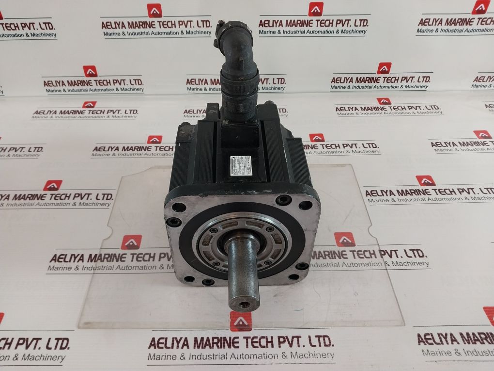 Yaskawa Electric Sgmg-30V2Abc Ac Servo Motor 200V 2900W 1500 Rpm