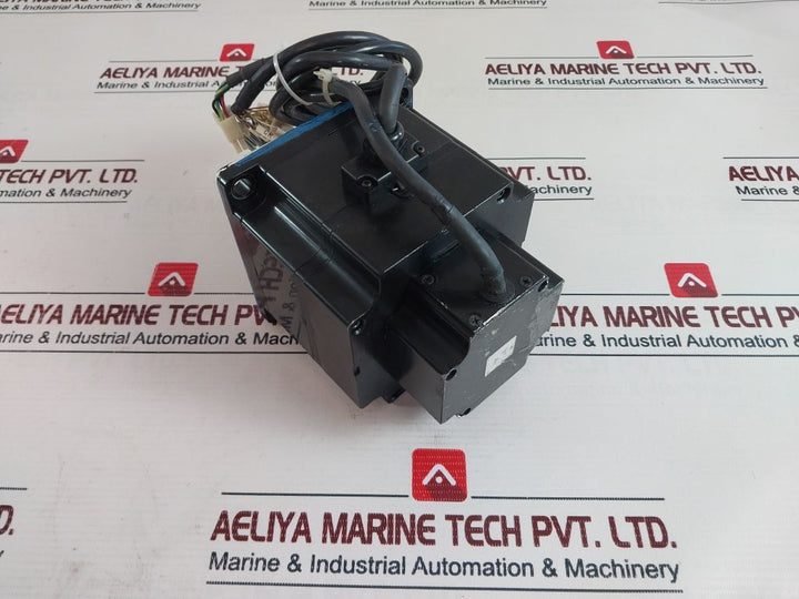 Yaskawa Electric Sgmp-08Awyr32 Ac Servo Motor