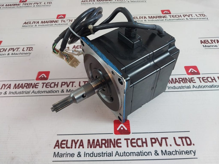 Yaskawa Electric Sgmp-08Awyr32 Ac Servo Motor