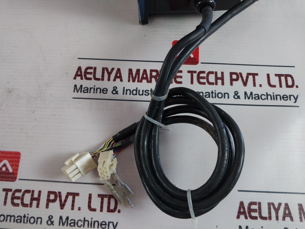 Yaskawa Electric Sgmp-08Awyr32 Ac Servo Motor