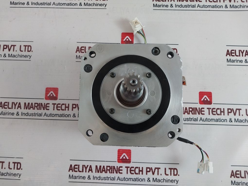 Yaskawa Electric Sgmrs-06A2B-yr21 Ac Servo Motor