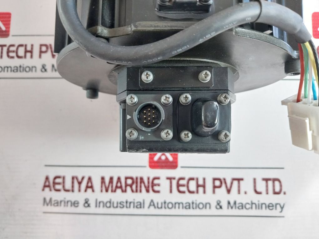 Yaskawa Electric Sgmrs-06A2B-yr21 Ac Servo Motor
