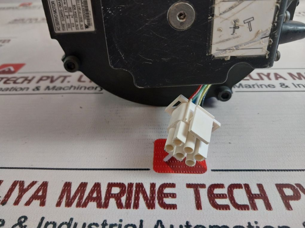 Yaskawa Electric Sgmrs-06A2B-yr21 Ac Servo Motor