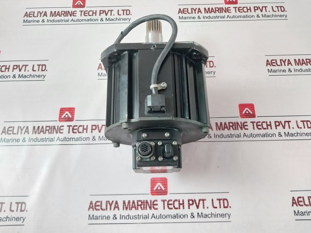 Yaskawa Electric Sgmrs-12A2B-yr11 Ac Servo Motor 200 V