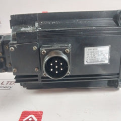 Yaskawa Electric Sgmrs-13A2A-yr11 Ac Servo Motor 1300 W 1500 R/Min (Not Working)