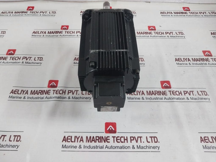 Yaskawa Electric Sgmrs-13A2A-yr11 Ac Servo Motor 1300 W 1500 R/Min (Not Working)