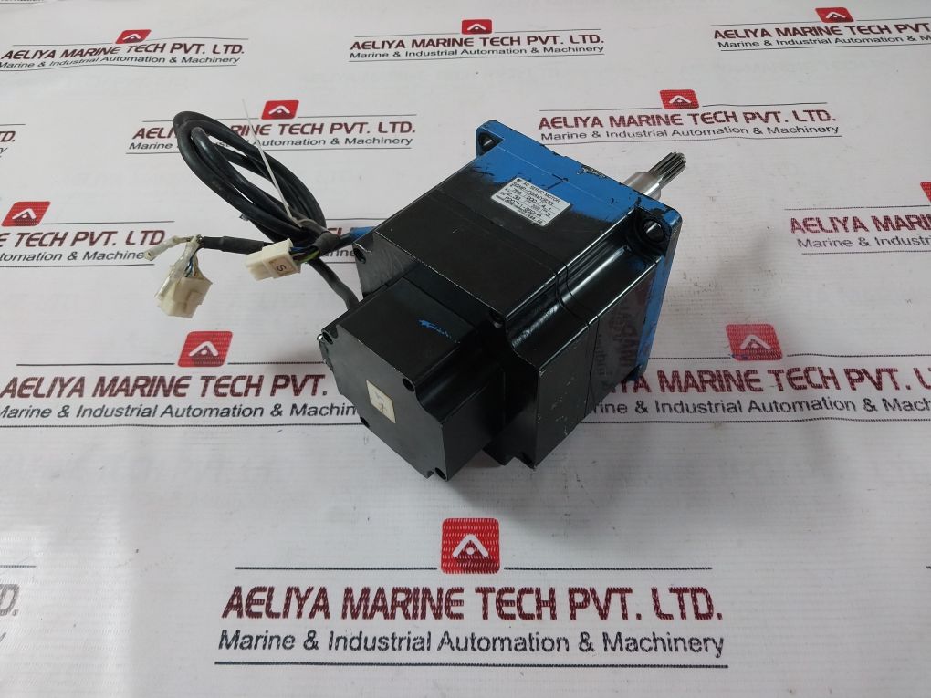 Yaskawa Electric Sgmp-08Awyr33 Ac Servo Motor