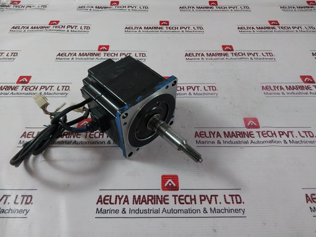 Yaskawa Electric Sgmp-08Awyr33 Ac Servo Motor