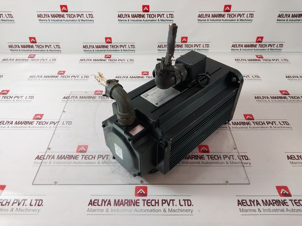 Yaskawa Usamed-12V Servo Motor