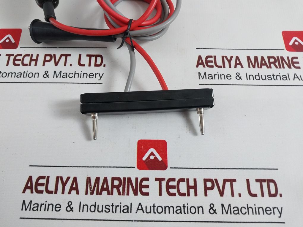 Yew 3203 Multimeter Test Leads Connecter