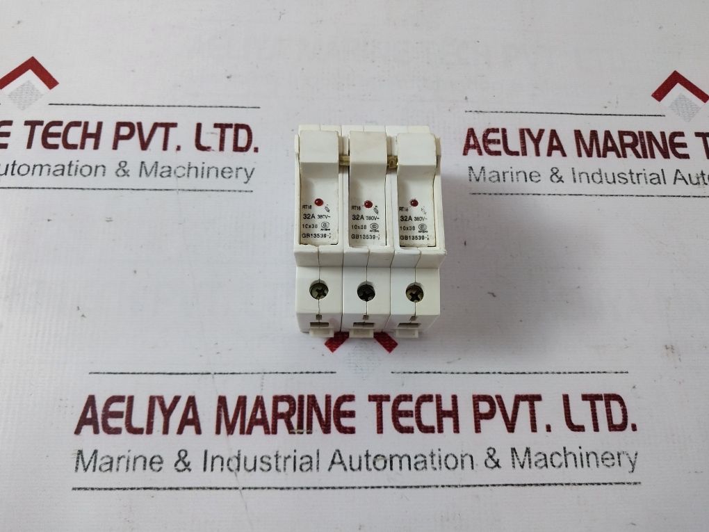 Yinrong Rt18-32 Gb13539.1/2 Fuse Holder Base