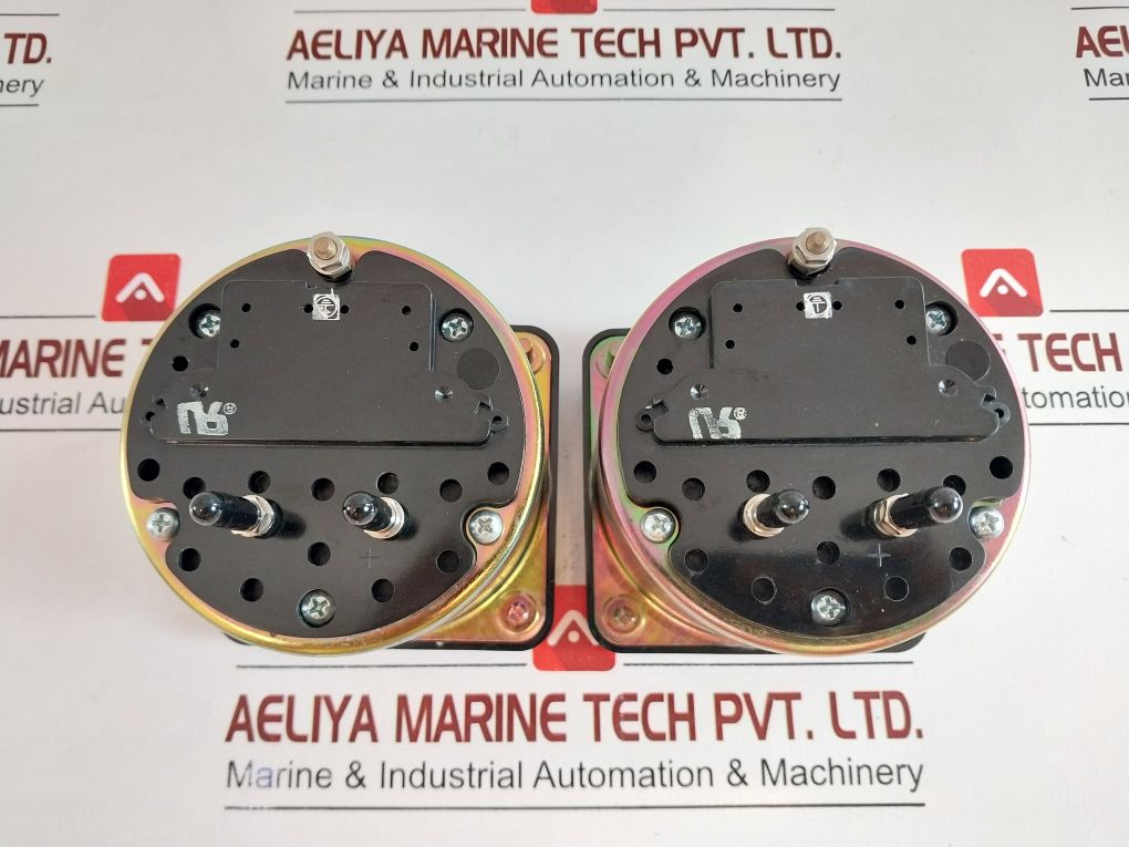 Yokogawa 186533-1 Analog Voltmeter