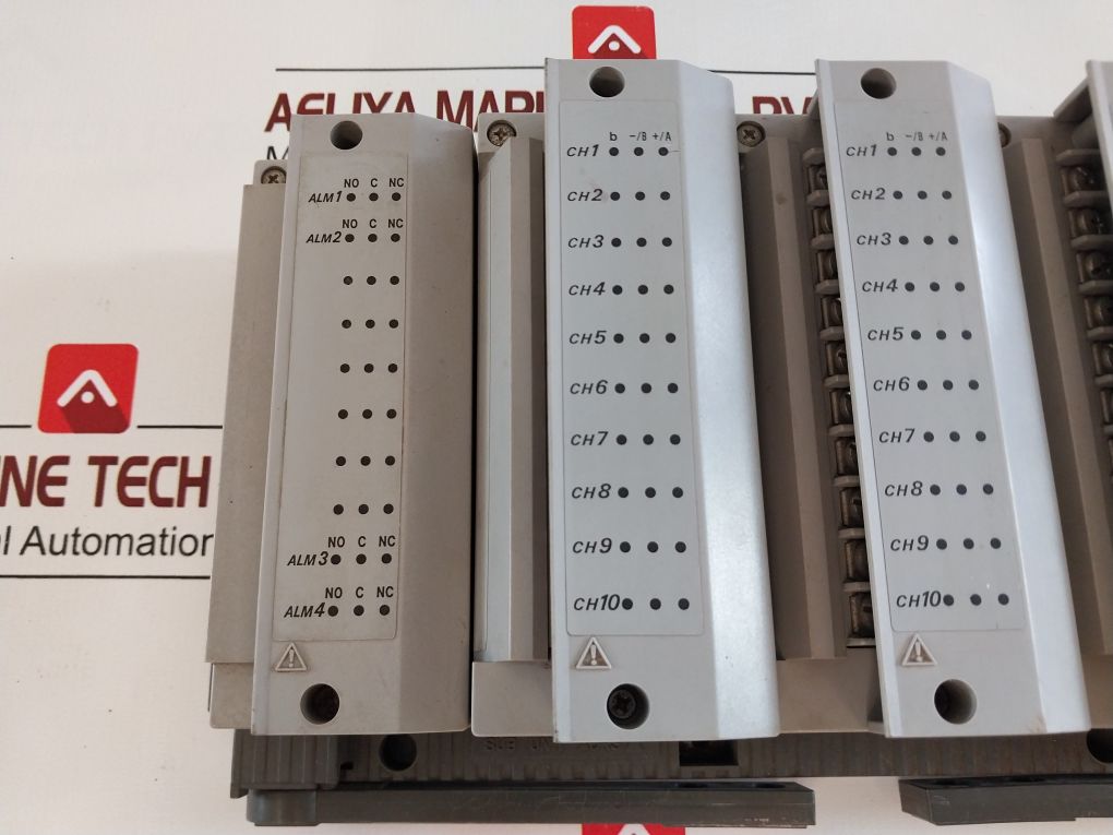 Yokogawa Ds400-00-1M+Dt200-11 +Du200-31 Data Acquisition Sub Unit