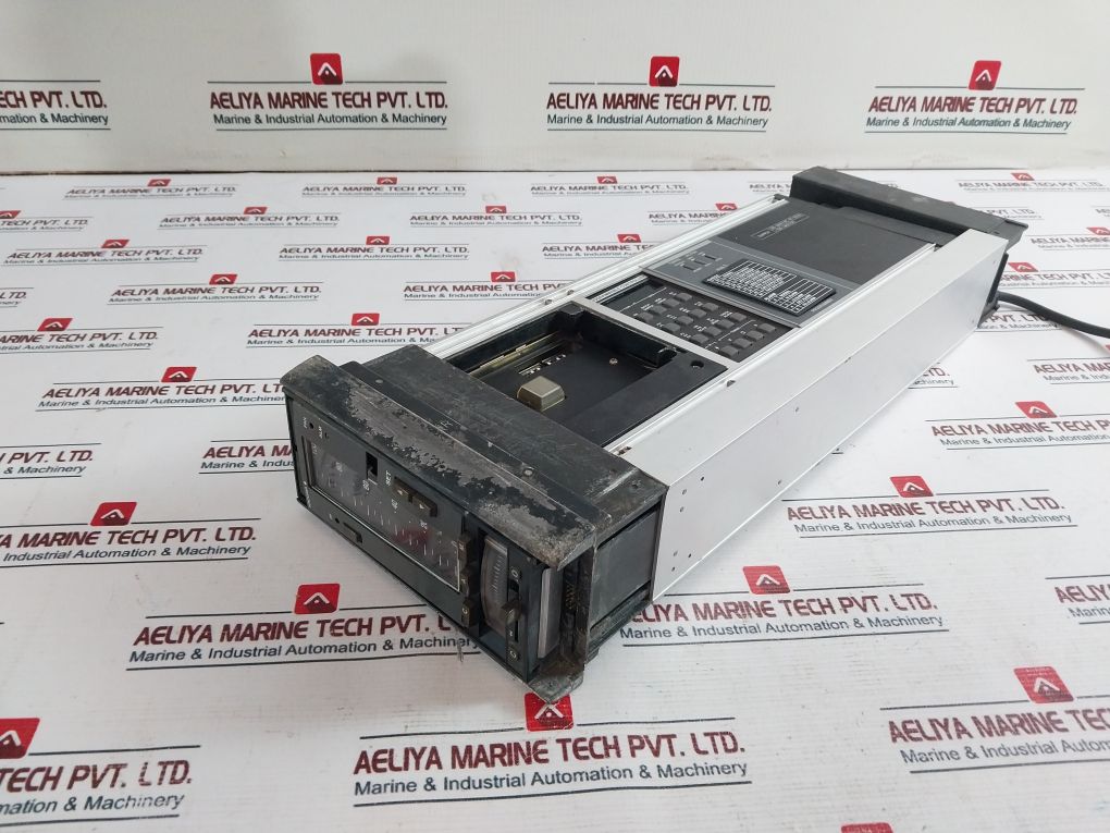 Yokogawa Slpc-281*E/Np/Mts/A2Er/Upr Programmable Indicating Controller