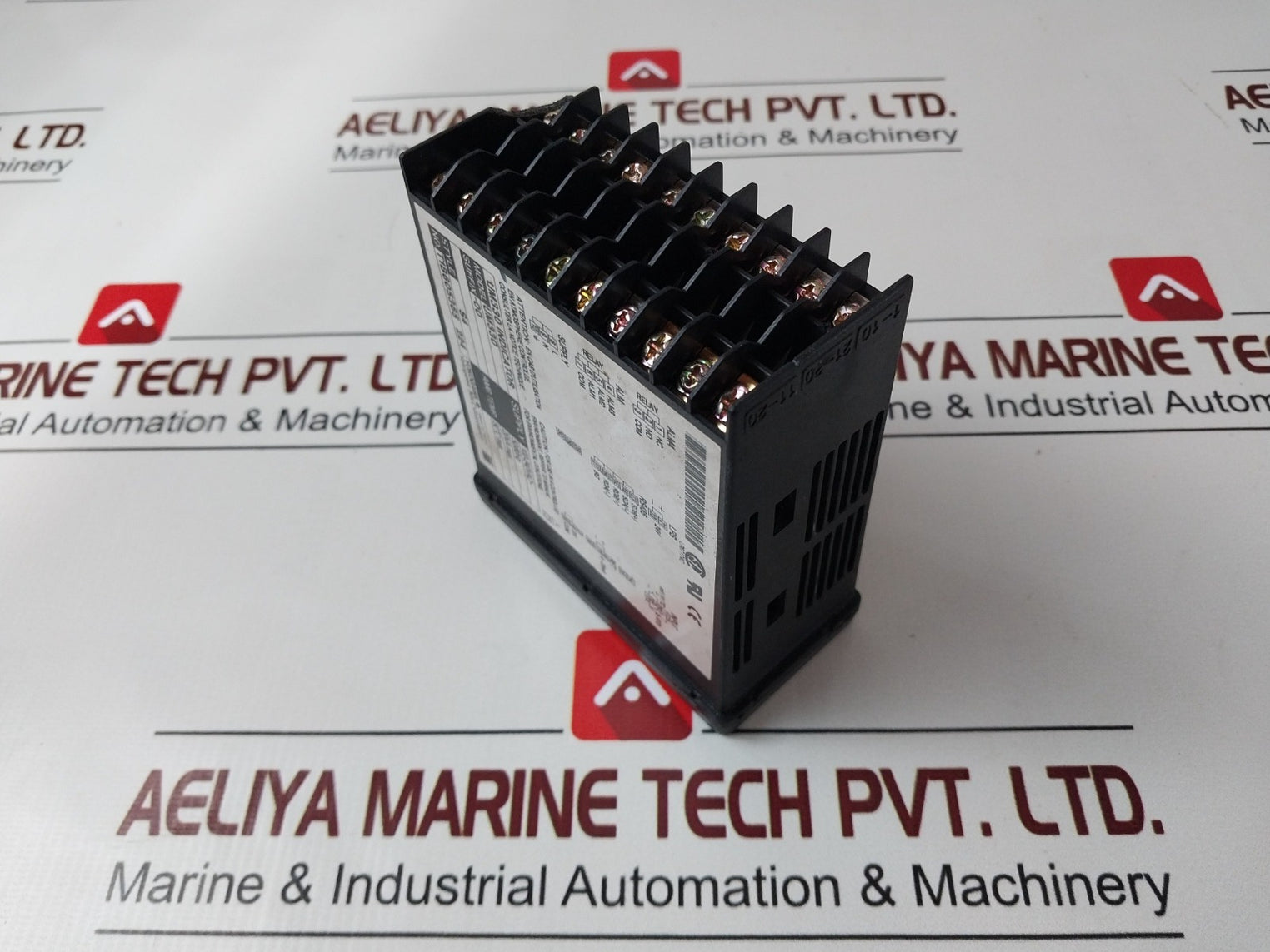 Yokogawa Um330 Digital Temperature Indicator Style: S4 T1B605365 224