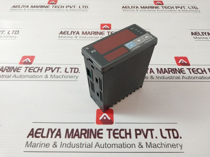 Yokogawa Um330 Digital Indicator 100-240Vac 50/60Hz