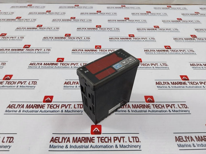 Yokogawa Um330 Digital Temperature Indicator 4-20Ma