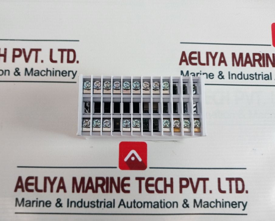 Yokogawa Um33A-000-10