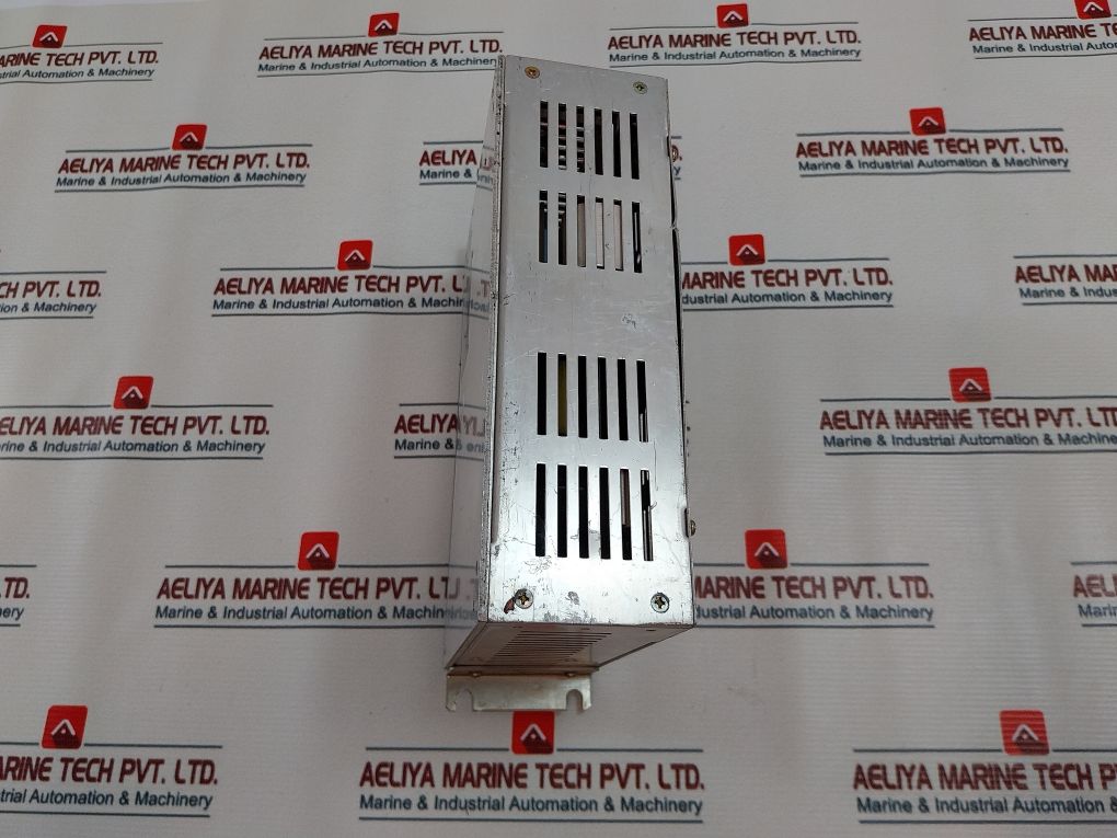 Yokogawa Ur5C-005N Dd Servo Actuator Drive 300Va 50/60Hz