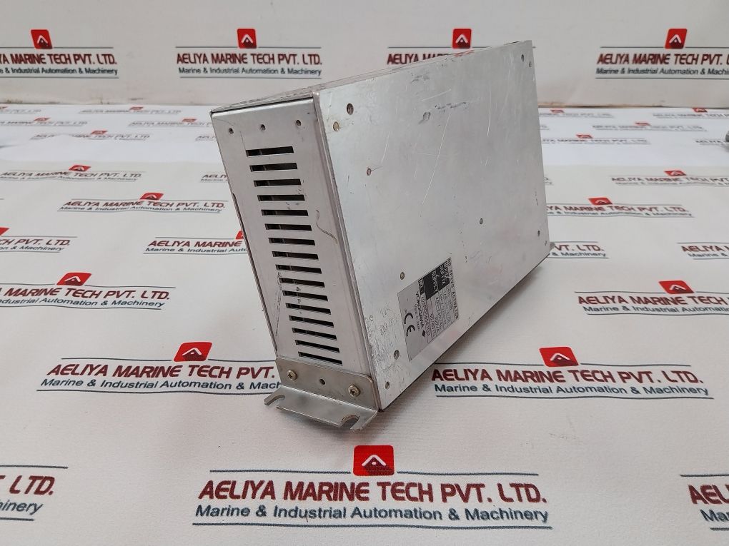 Yokogawa Ur5C-005N Dd Servo Actuator Drive 300Va 50/60Hz
