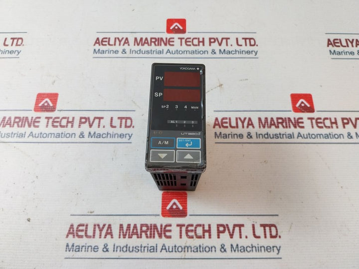 Yokogawa Ut320E Temperature Controller 100-240 Vac~