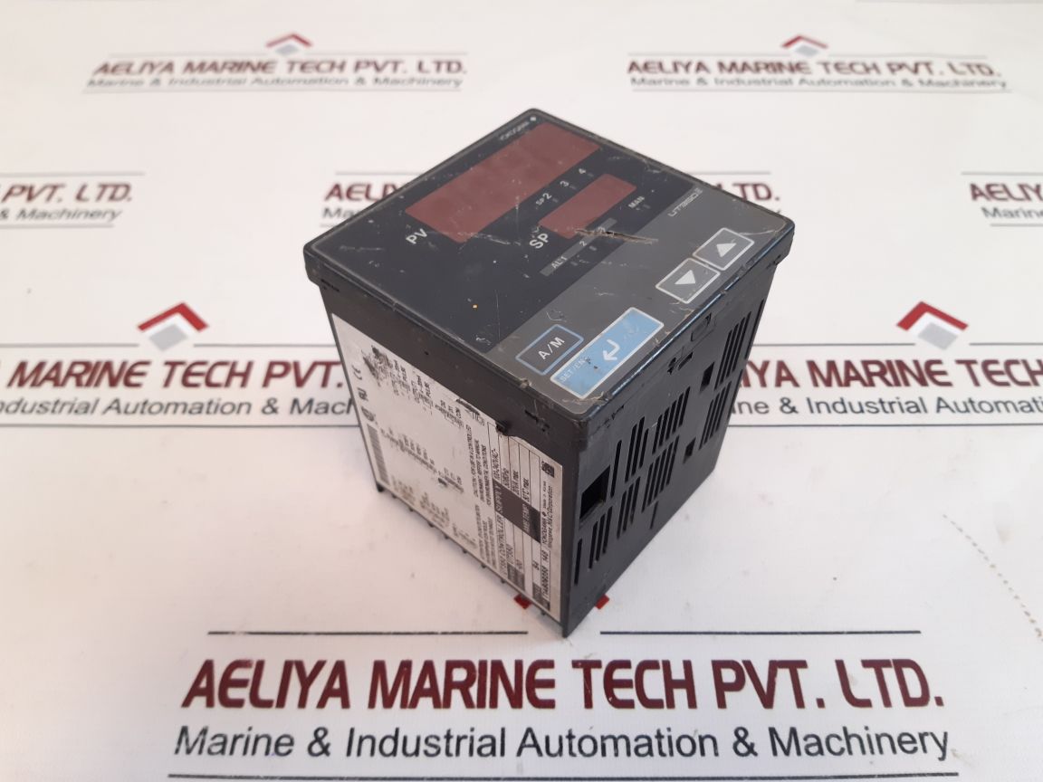 Yokogawa Ut350-00 Programmable Controller