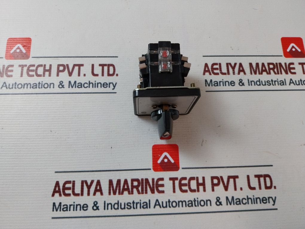 Yong Sung 10A Cam Switch 250Vac