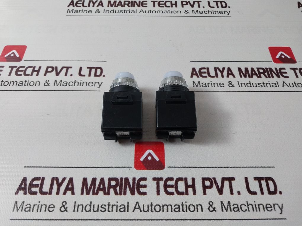 Lot Of 4X Yongsung Yspl2-t22A Pilot Lamp 60Hz