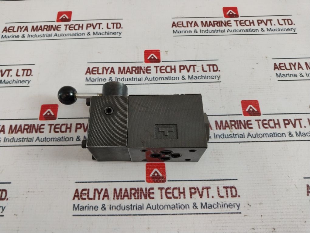 Yuken Dmg-01-3D2-10 Directional Valve Vk311397-4