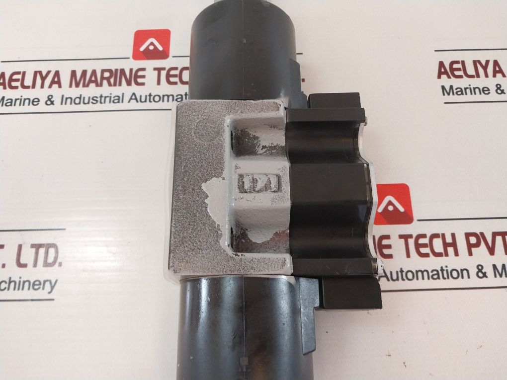 Yuken Dsg-03-3C4-r100-c-50