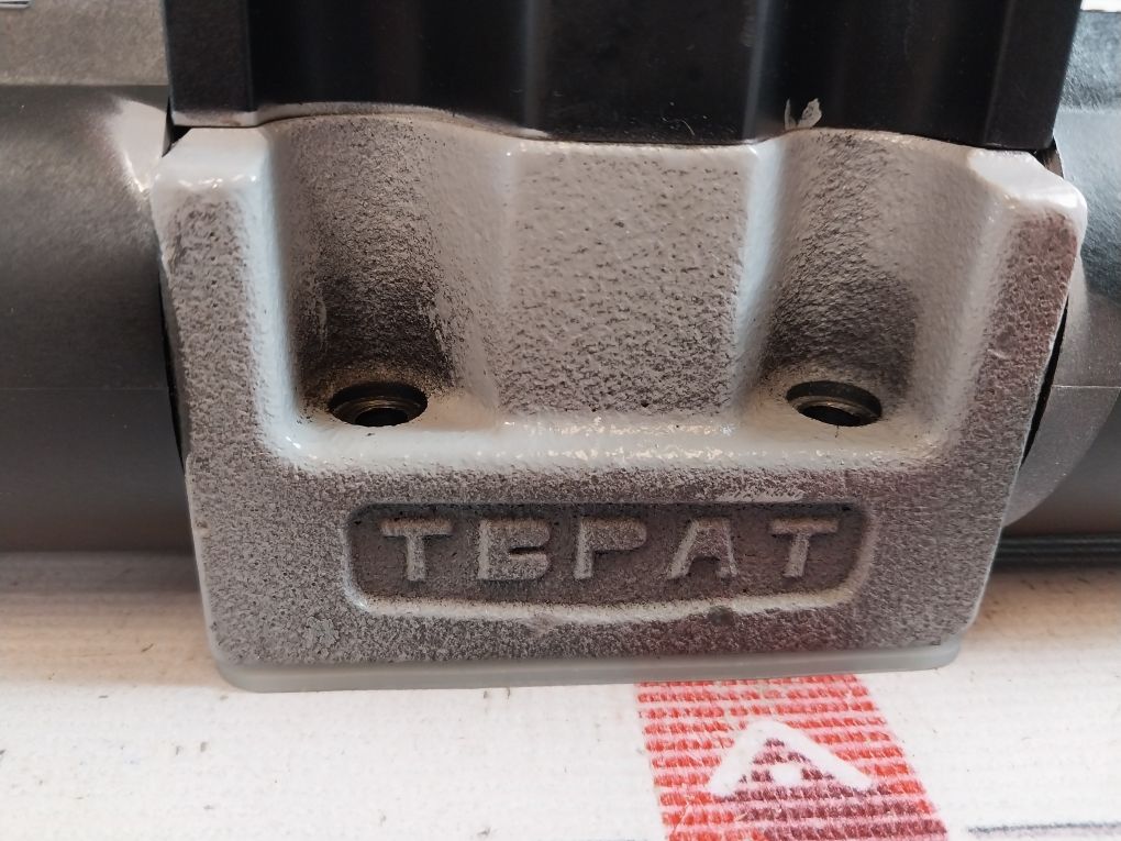 Yuken Dsg-03-3C4-r100-c-50 Directional Valve Vk314717-0-0A