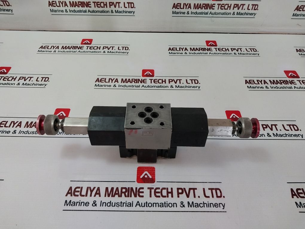 Yuken Dshg-06-3C40-c1C2-t-r100-c-51 Solenoid Pilot Operated Direction Valve