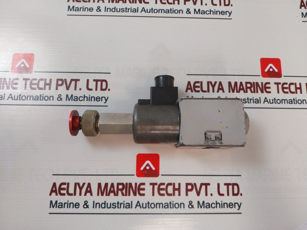 Yuken Dslg-01-3-c-r100-c-n-1012 Directional Valve