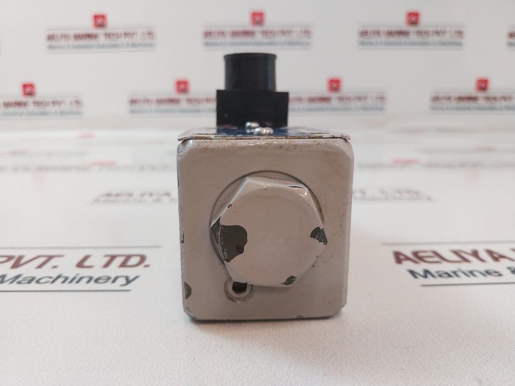 Yuken Dslg-01-3-c-r100-c-n-1012 Directional Valve